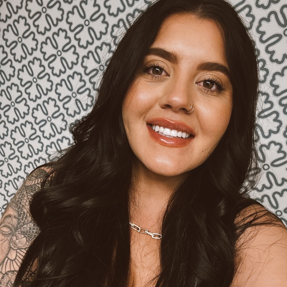 Meet your Posher, Nicole